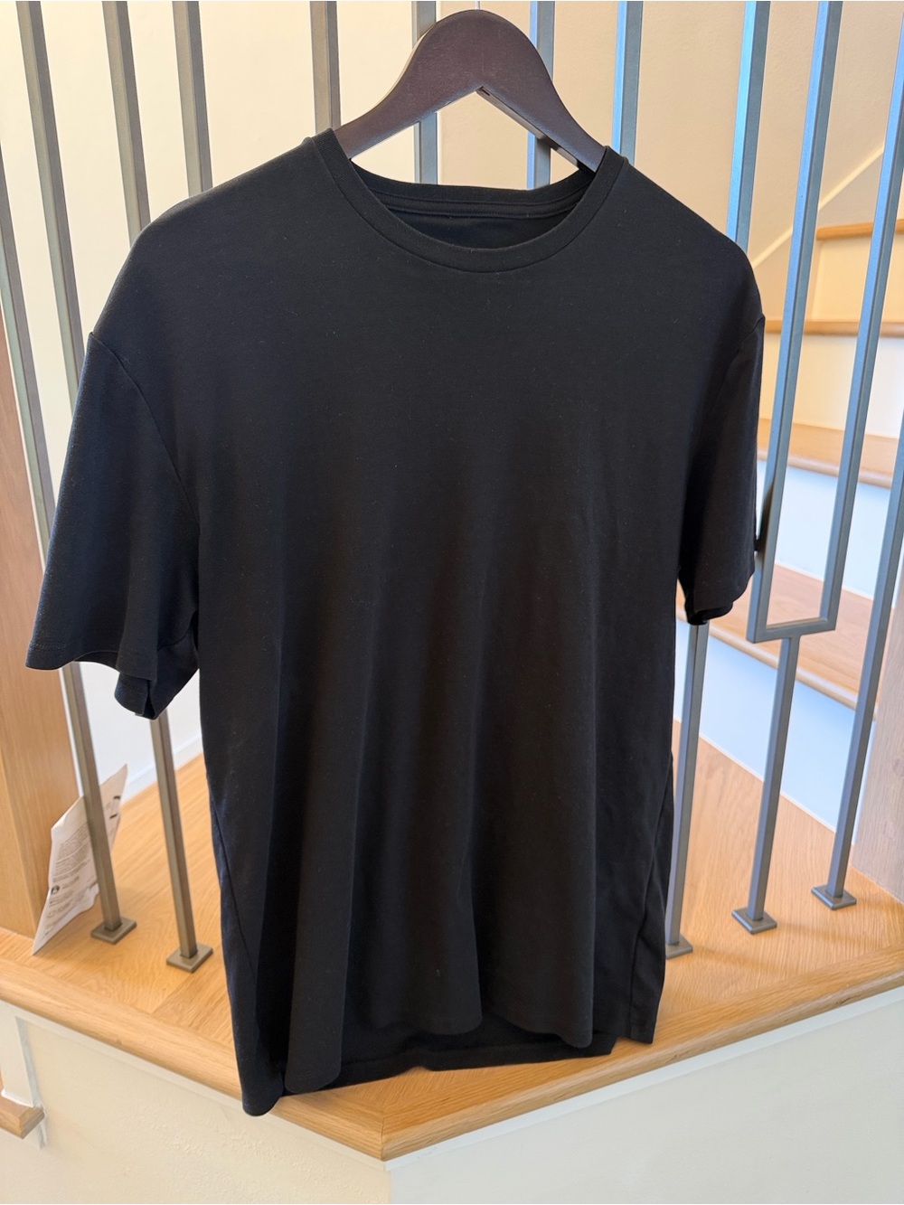 True Classic Men's Classic Black Crewneck T-Shirt